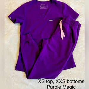 Figs Purple Magic scrub set